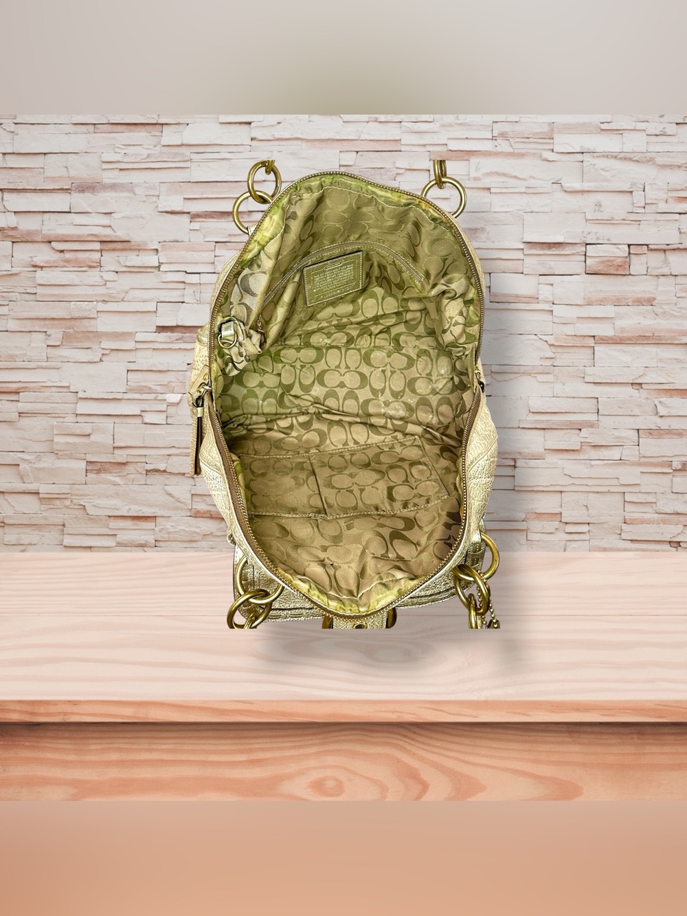 Coach Courtney Dome Metallic Gold Leather Shoulder Bag Whipstitch Buckle Pocket - Picture 8 of 8